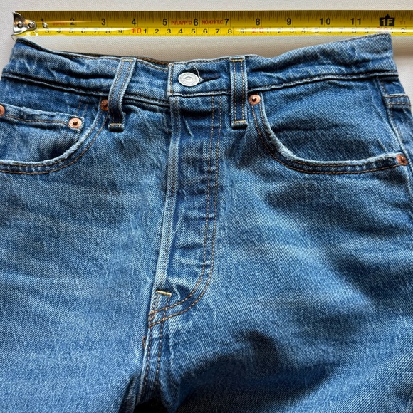 Levi’s Ribcage Straight Ankle - Picture 15 of 15